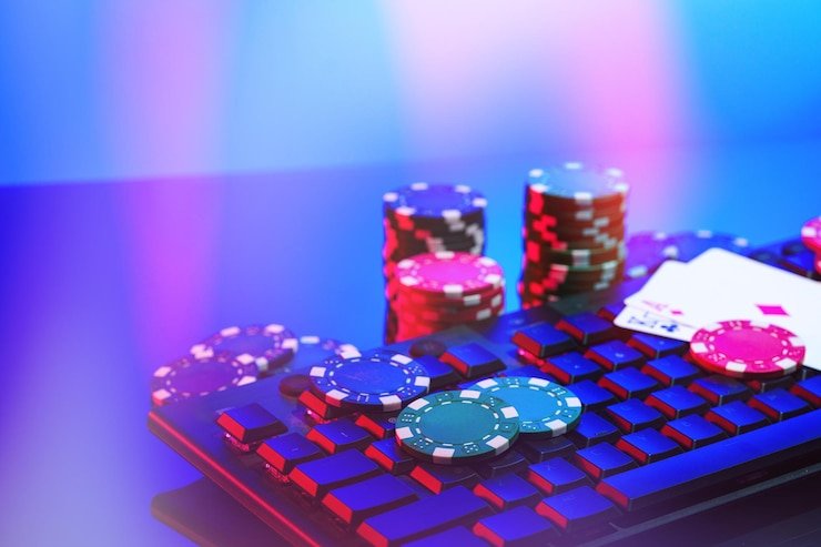 Pengguna Indonesia memainkan game di smartphone dengan antarmuka poltartoto yang responsif dan ramah mobile
